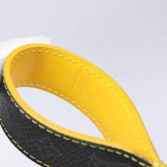 LOUIS VUITTON Monogram Eclipse Dragon Vivienne Key Holder MO1469 Auth 129758 - Picture 9 of 12